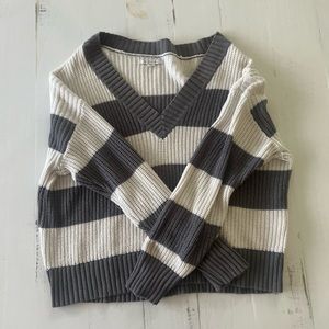 American Eagle oversized sweater